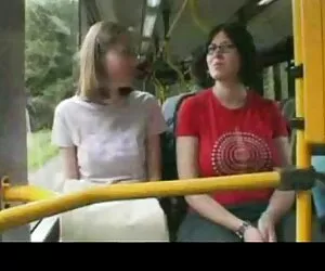 busty Paris and Christine did not Սիրողական Բռունցքով kiss the girls
