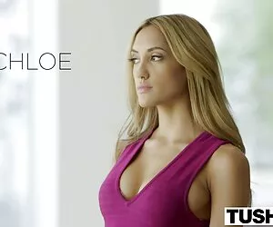 Gino-ի սիրողական Սիսի պոռնո մազերի այցը Gino-ի pussy քննություն է